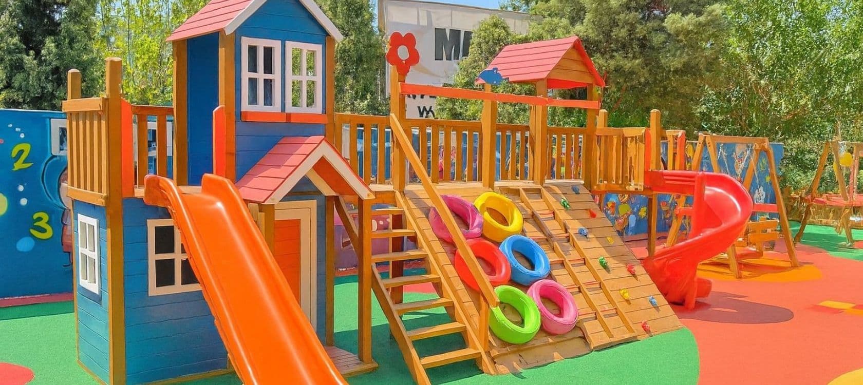 Ahşap Oyun Parkları