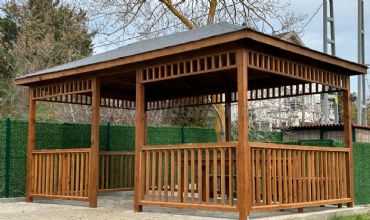 Gri Çatılı Ahşap Çardak Modeli